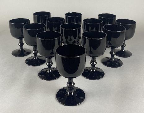13 Carlo Moretti Murano All Black Water Goblets (1 of 5)
