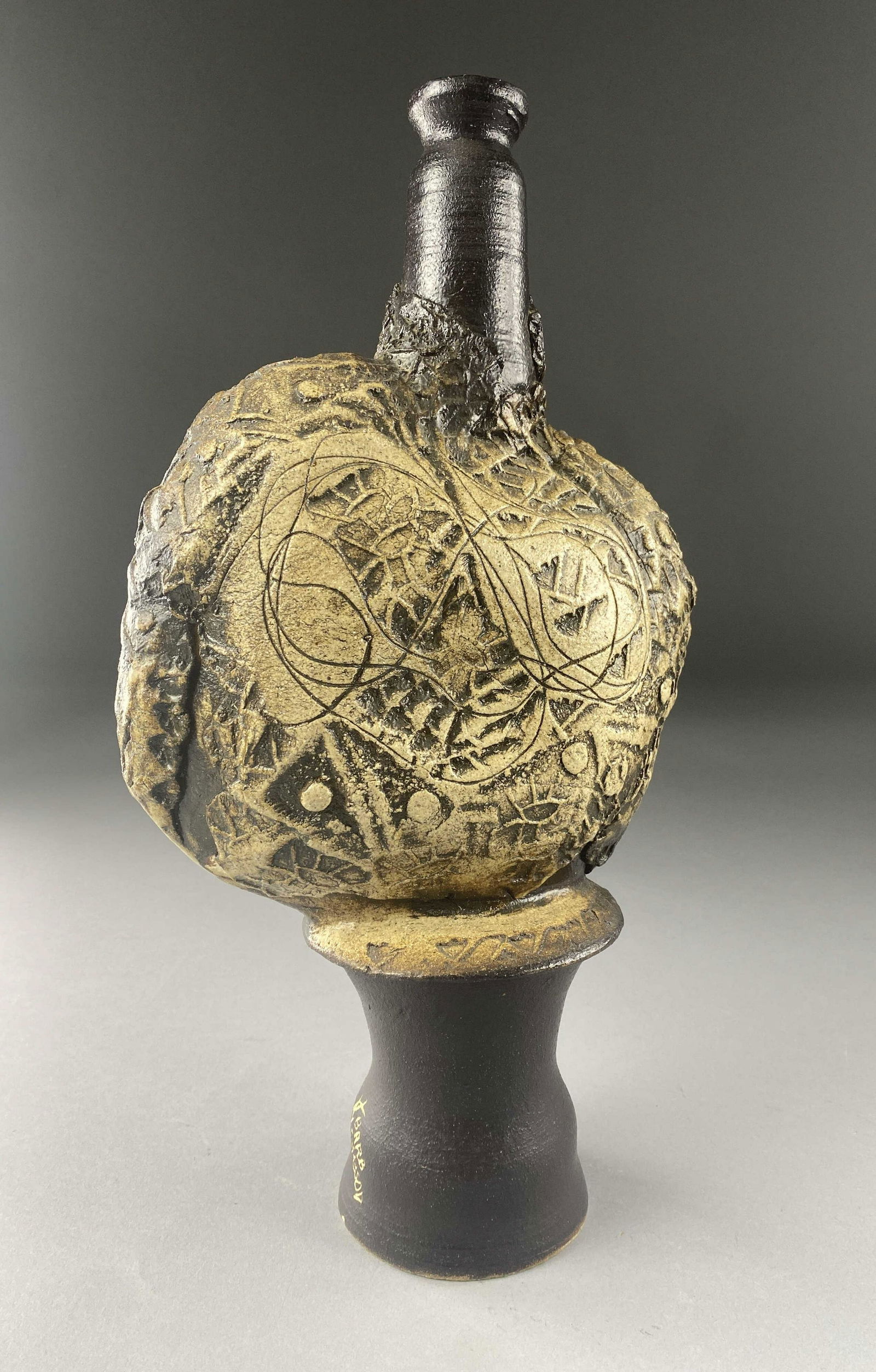 Barb Gibson Studio Art Pottery Vase Late 20th C. (1 of 7)