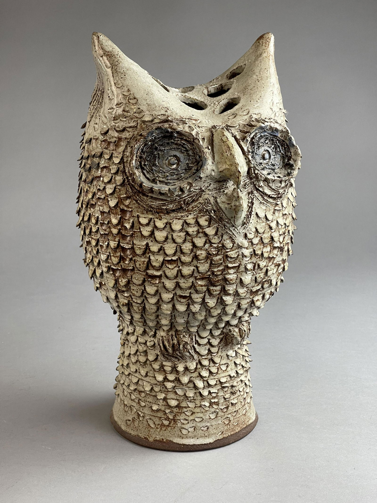 Large Midcentury Modern Handmade Pottery Owl (1 of 8)