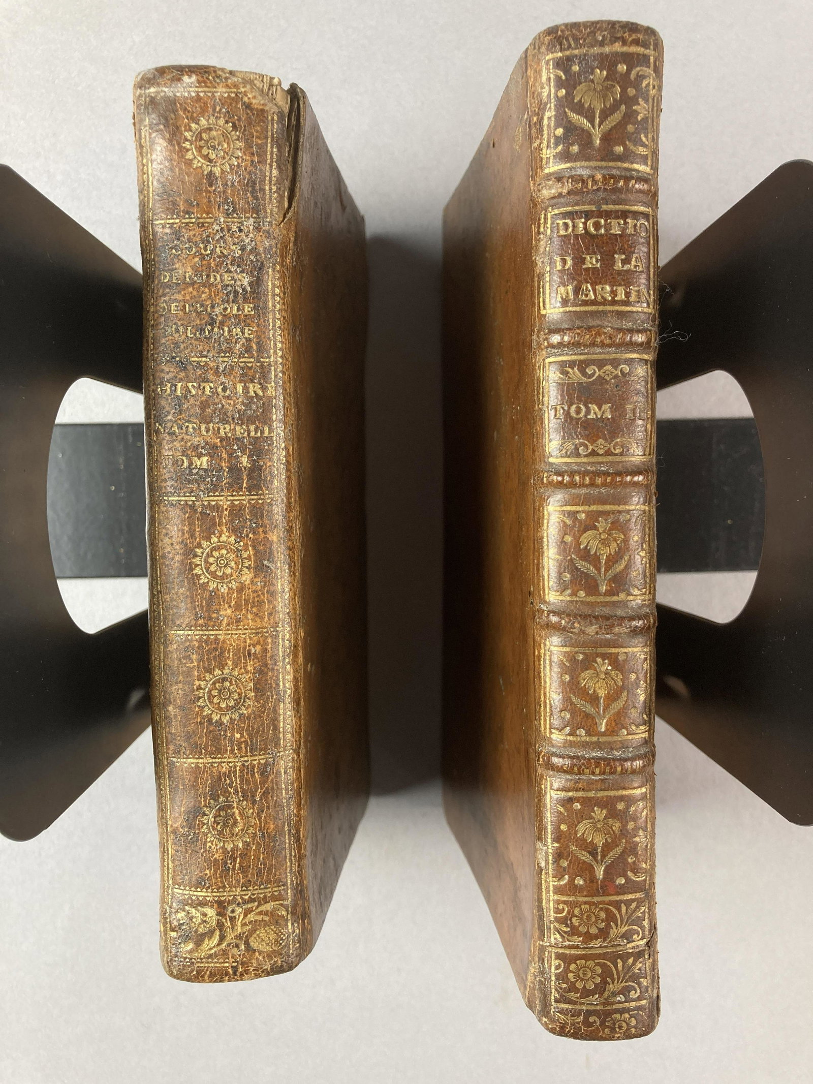 French Language Hardcover Books: Abrege Portatif Du Dictionnaire Geographique De La Martiniese Volume 2 published by Lynon Chez les Freres in Paris, 1759.Cours D'Etudes A L'usage Des Elves De L'Ecole Royale Militaire Philosophie Troi