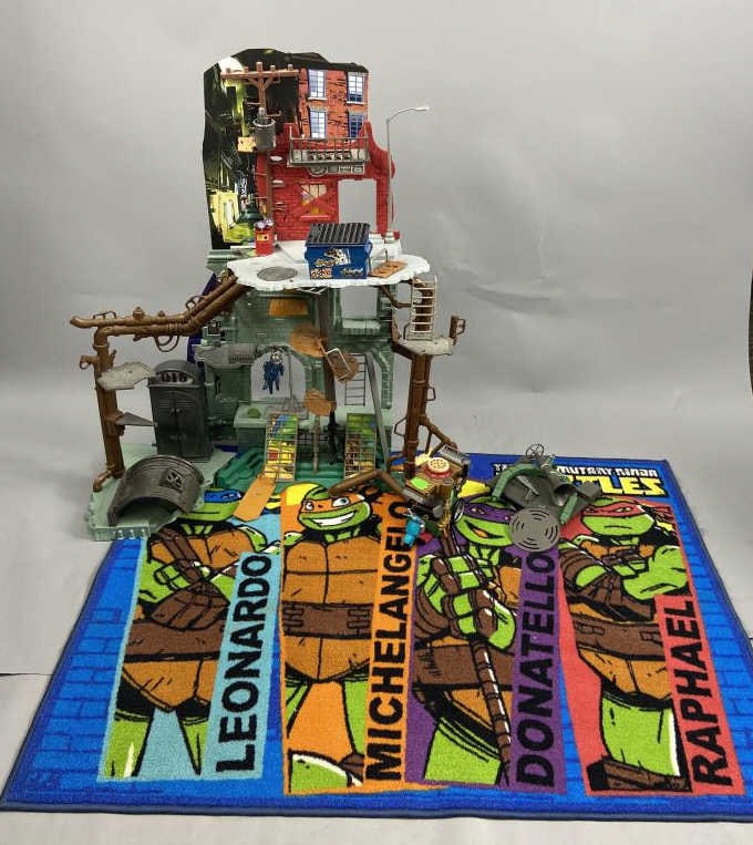 Ninja Turtles Secret Sewer Playset And Rug