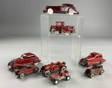 Wyandotte, Marx, Kilgore, & Tootsie Toys Cars: Marx Toys Easy Run Limousine with driver. Two Wyandotte Roadsters, one still with the white Wyandotte wheels. Hubley 1494 red Model T by Hubley. Hubley open top roadster. Kilgore red model T.