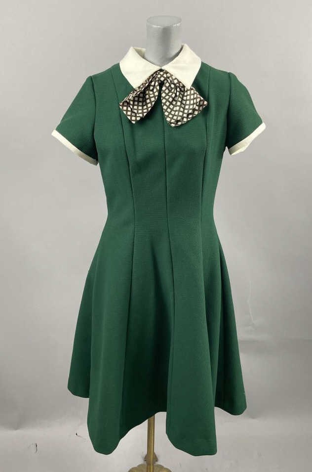 Junior's Vintage Green Dress W/ Peter Pan Collar (1 of 7)