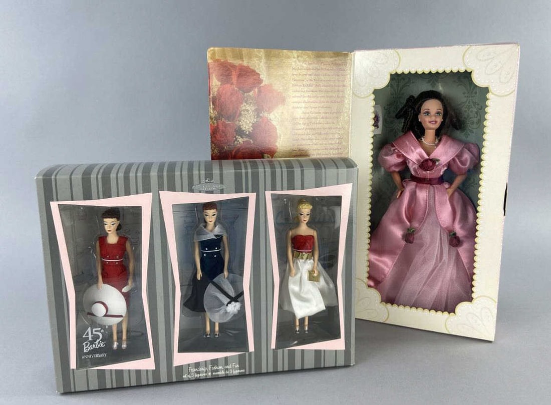 45th Anniversary & Valentine Barbies NIB (1 of 7)