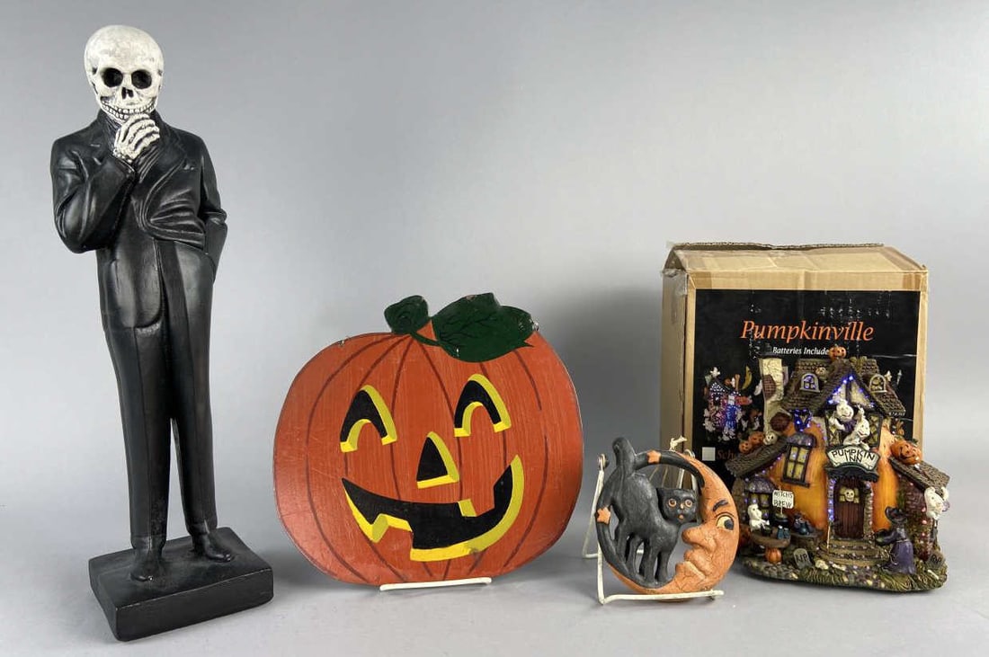 Halloween Pumpkinville Inn, Skeleton, Black Cat (1 of 14)