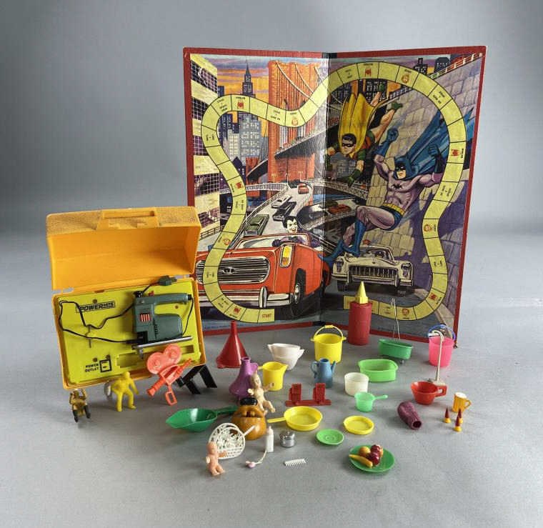 Batman Game Board, Saw, Miniatures (1 of 20)