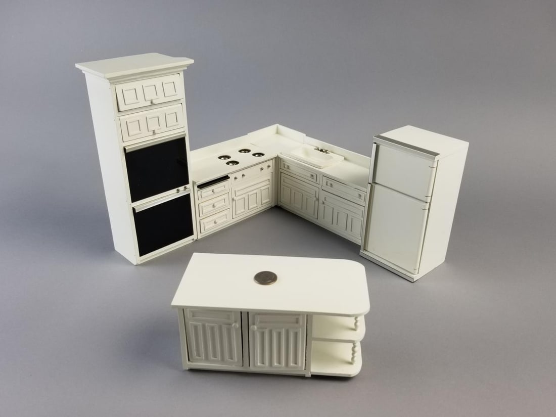 Concord White Lower Kitchen Cabinet Set (1 of 8)