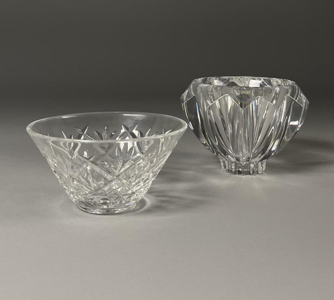 Waterford Innisfree & Orrefors Zodiac Bowls: 2 fine crystal bowls, the Innisfree pattern from Waterford measures 3" tall, the Zodiac pattern from Orrefors 4" tall. SHIPPING: In-House Shipping Available per our Terms and Conditions. Please read t