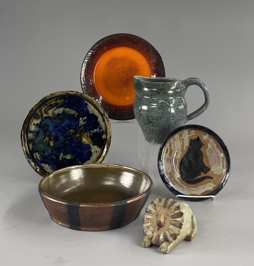 5 Pieces Midcentury Signed Studio Art Pottery (1 of 16)