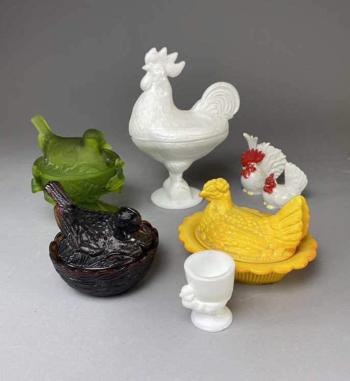 Glass Covered Dishes Hen, Rooster, Bird on Nest (1 of 13)