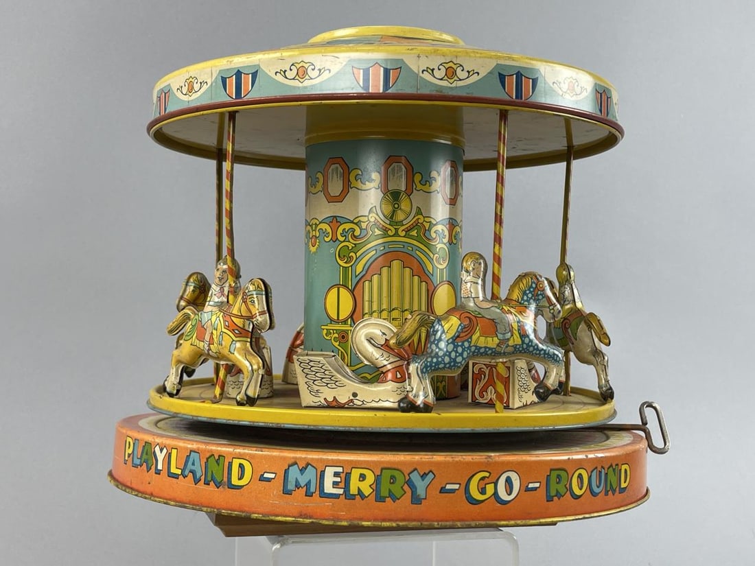 merry go round　完売間近！！ 4 Seat Twirl Go Round Ultra Adult Whirly Bird Merry-Go-Round