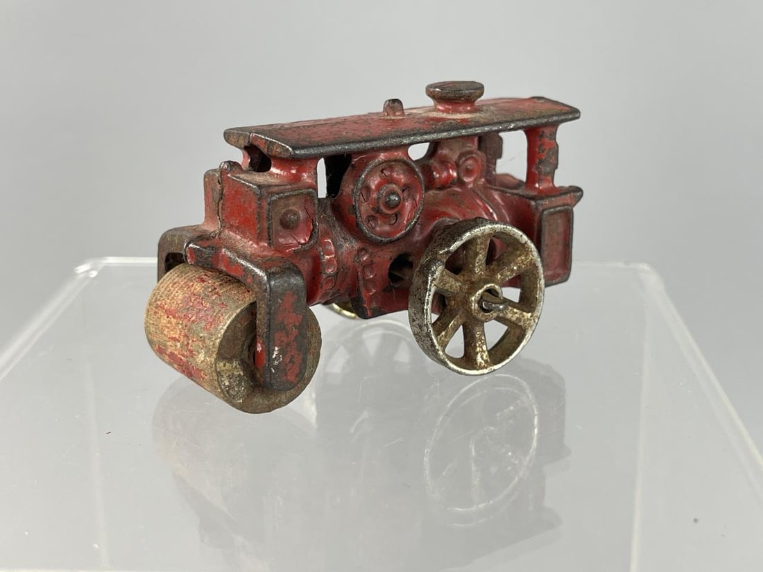 Hubley Cast Iron Steam Engine Road Roller (1 of 6)
