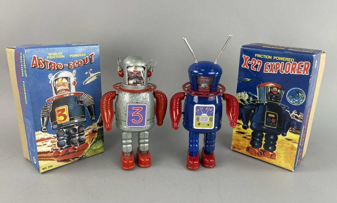 China Made Astro-Scout 3 & X-27 Explorer Robots (1 of 8)