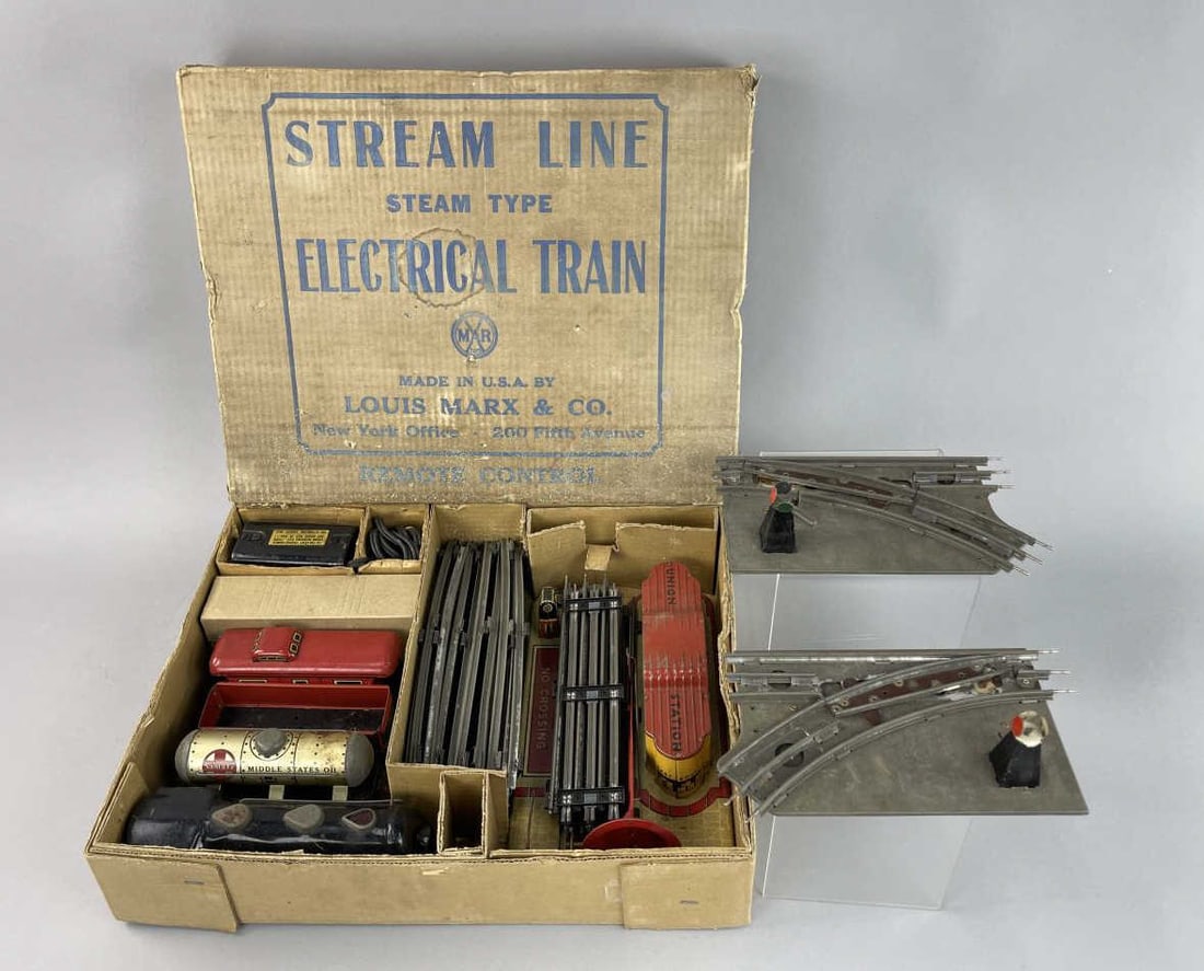 Marx Stream Line Electric Train in Original Box (1 of 11)
