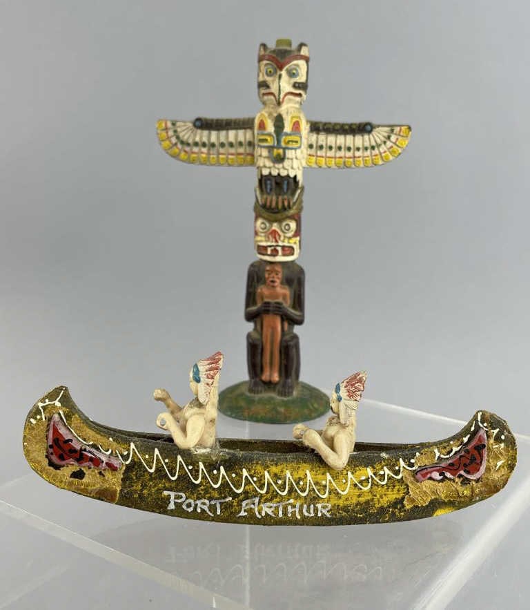 Elastolin Totem and 2 Indians in a Canoe Figures (1 of 6)