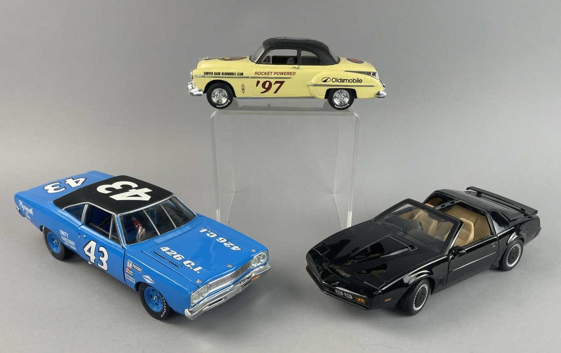 Vintage Ertl Die Cast Vehicles (1 of 4)