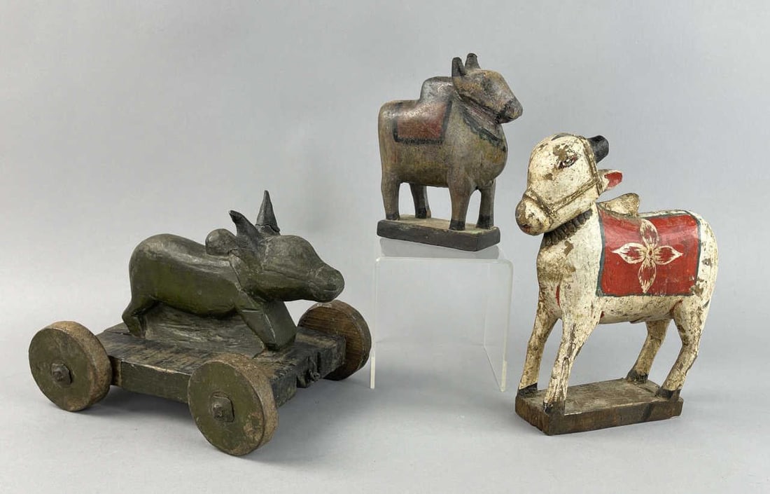 Hand Carved Wooden Nandi Pull Toy Figurines (1 of 10)