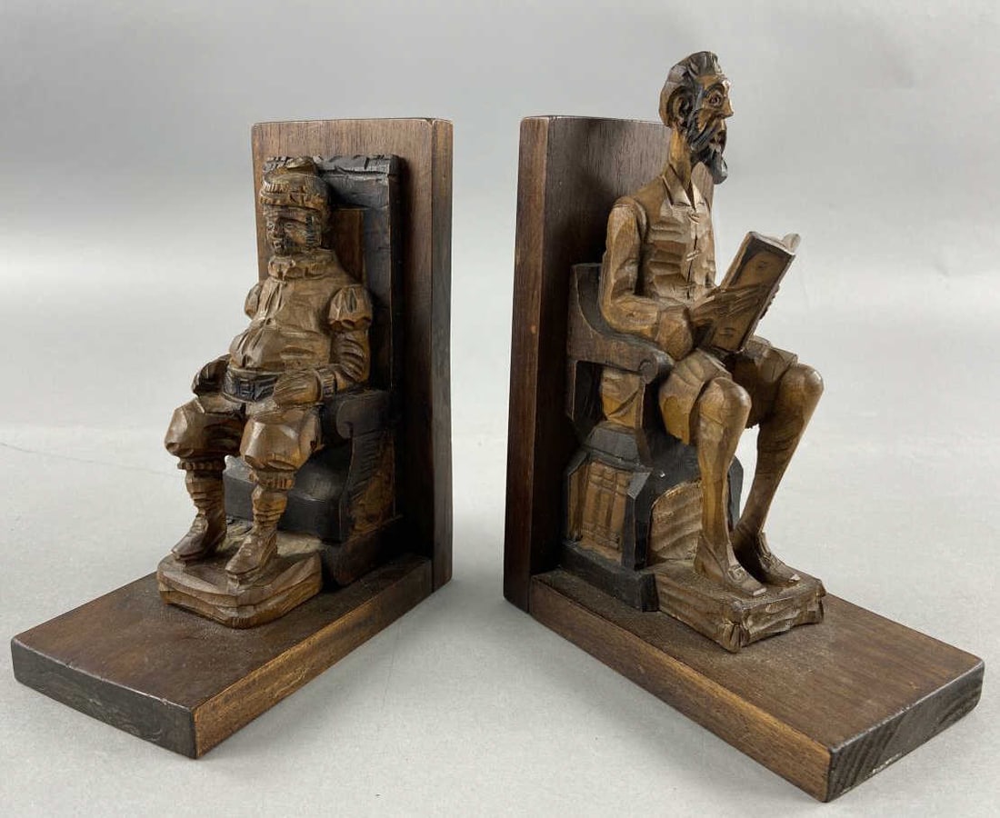 Don Quixote and Sancho Panza Book Ends: Carved wooden bookmarks featuring the main characters from Don Quixote the Man of La Mancha by Miguel Cervantes. Bookends are 6 3/4 inches tall and 3 1/4 inches wide. SHIPPING: In-House Shipping avail