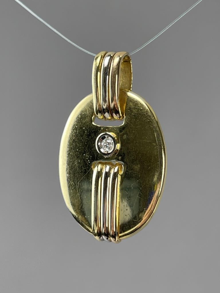 18K Tri-Color 1/10 Carat Diamond Pendant (1 of 4)