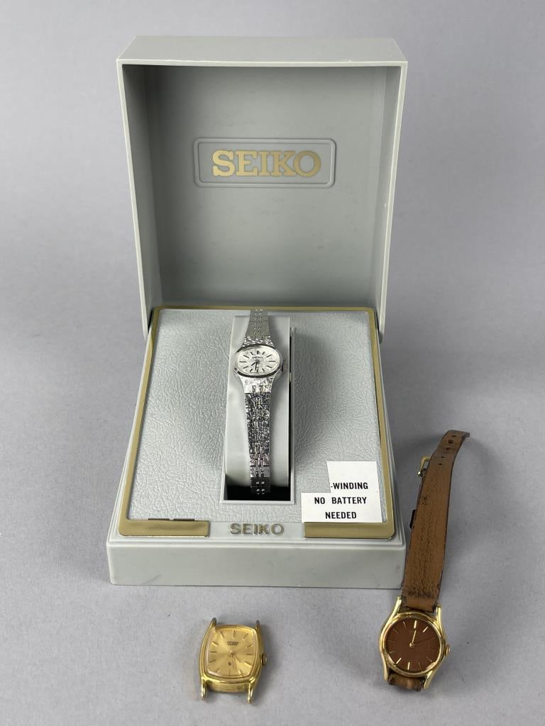 Ladies Watches Seiko Citizen (1 of 3)
