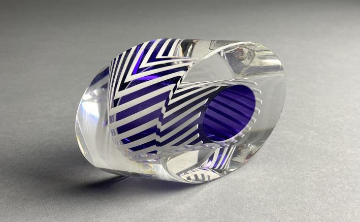 Paul Harrie "Ellipse" Art Glass Paperweight (1 of 3)