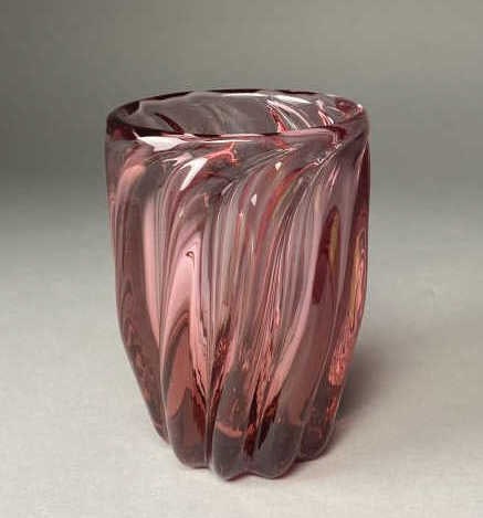 Tiffin Cranberry Vase (1 of 4)