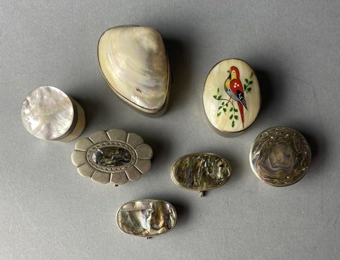 7 Mexican Silver Abalone & Shell Pillboxes: Seven Mexican silver abalone, mother of pearl, and shell pill or vanity boxes, circa mid to late 20th Century, the largest one is 2-1/4".