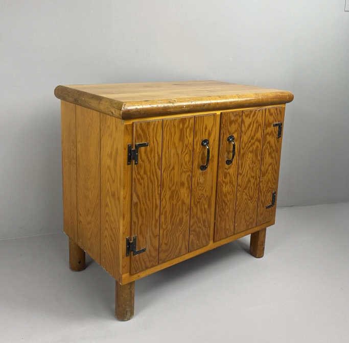 Pine Lodge 2 Door Log Cabinet: Pine wood cabinet with log legs and edge. 38-1/4" x 22" x 35" tall. Circa mid 20th century. SHIPPING: Local pick-up or third party shippi