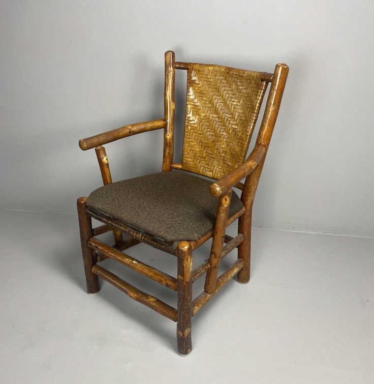 Old Hickory Style Log Lodge Armchair (1 of 8)