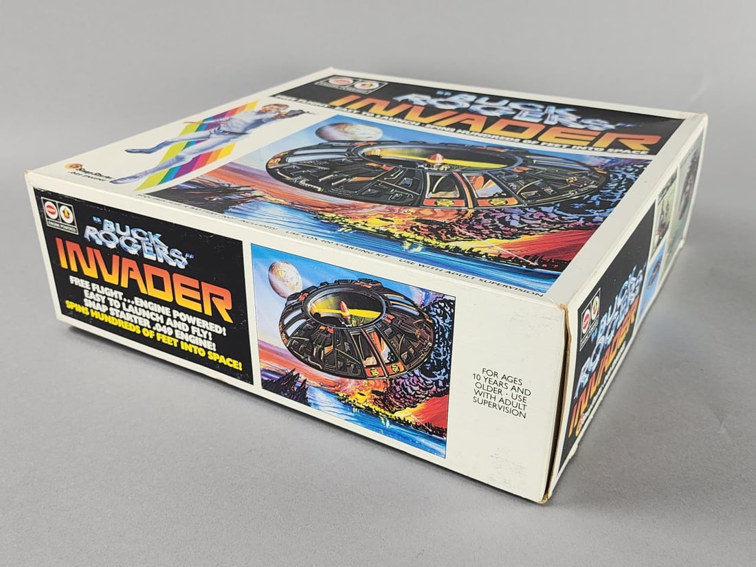 Unopened Cox Hobbies Buck Rogers Invader Toy (1 of 4)