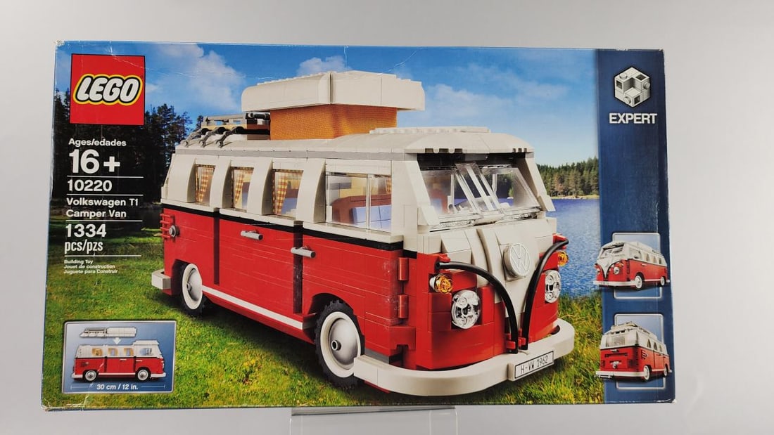 Lego Volkswagen T1 Camper Van Factory Sealed: LEGO 10220