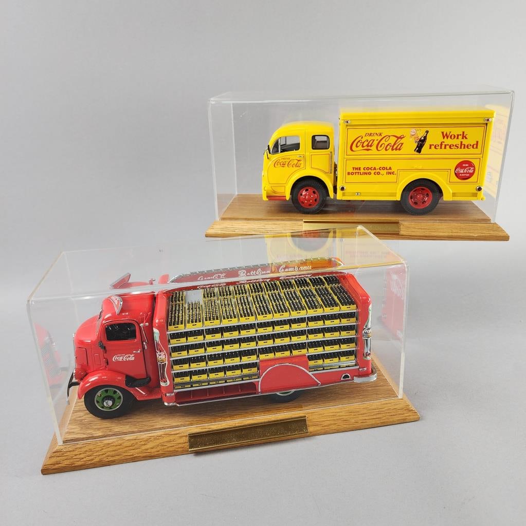 Danbury Mint Coca Cola Delivery Trucks in Cases (1 of 7)