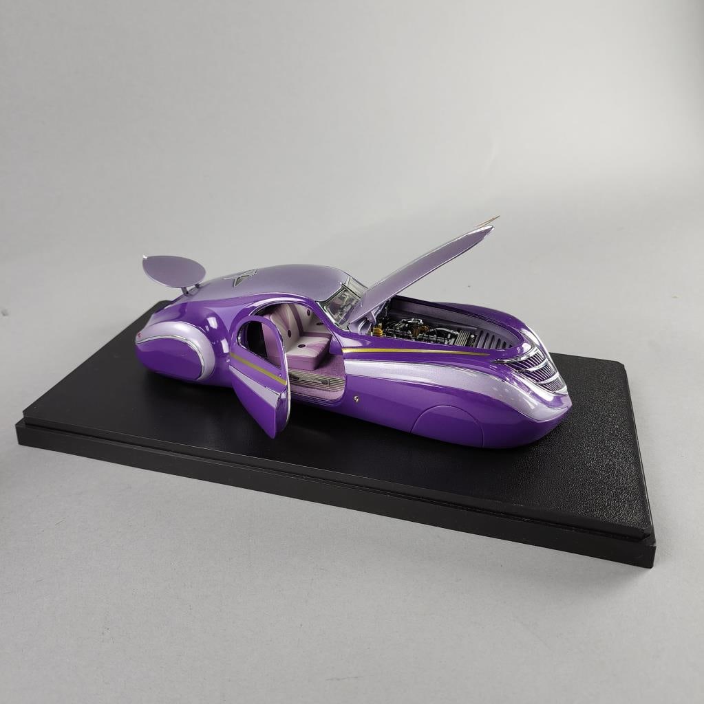 Franklin Mint 1939 Duesenberg Coupe Simone in Case (1 of 7)