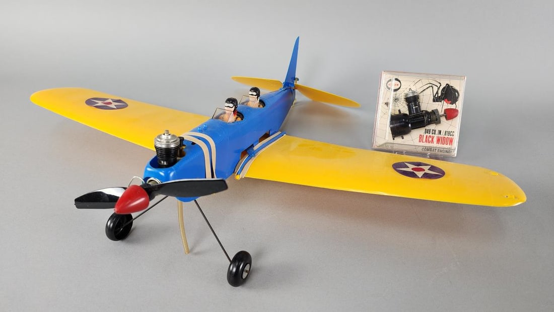 Cox PT-19 Flight Trainer & Cox Black Widow Engine (1 of 8)