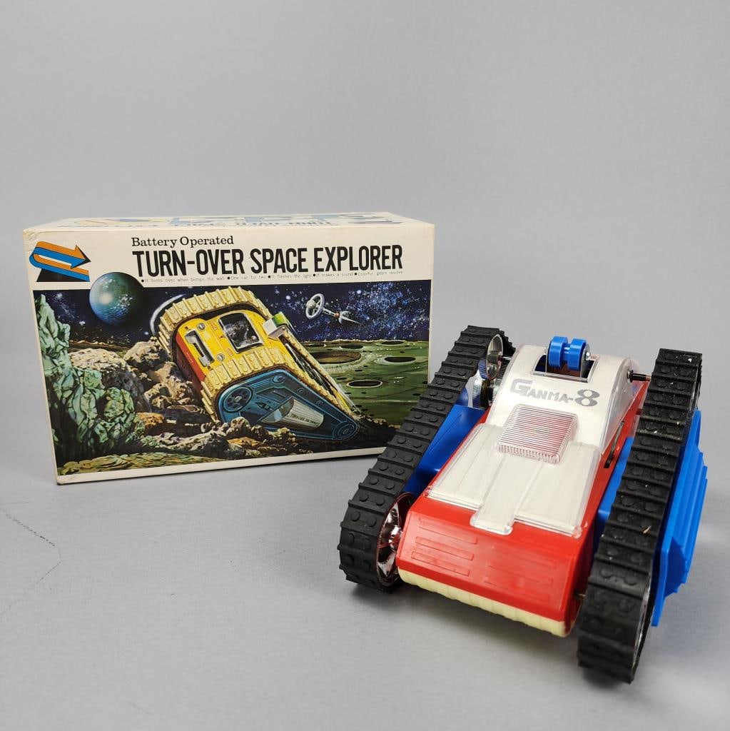 Gakken Japan Battery Op Turn-Over Space Explorer (1 of 7)