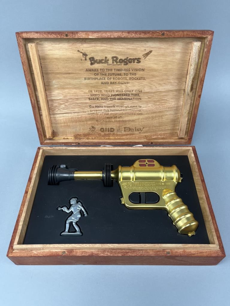 Buck Rogers Disintegrator Gold Edition Pistol: Daisy limited edition 0442 of 1000 Buck Rogers In the 25th Century pistol in box.