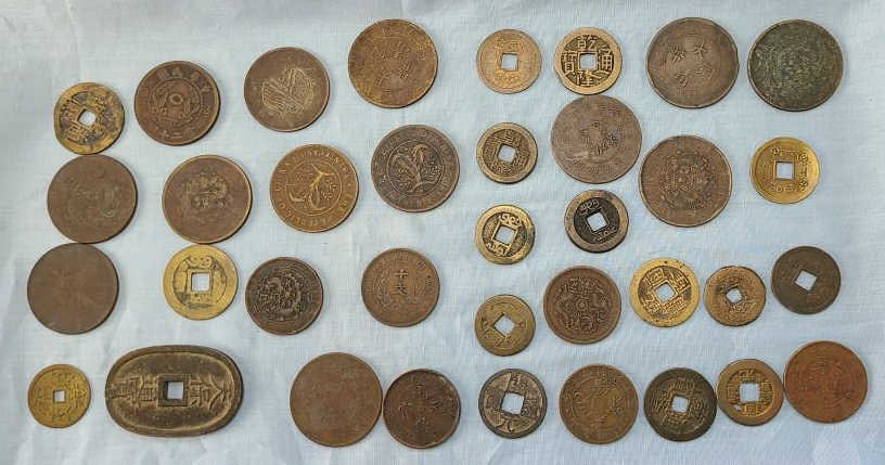 36pcs 19th & 20th Century Chinese Copper Cash (1 of 5)