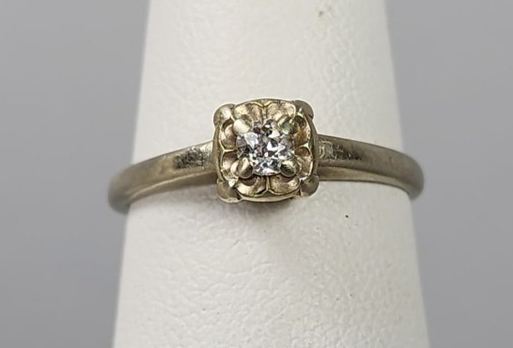 14K White Gold 1/10 CT European Cut Diamond Ring (1 of 3)