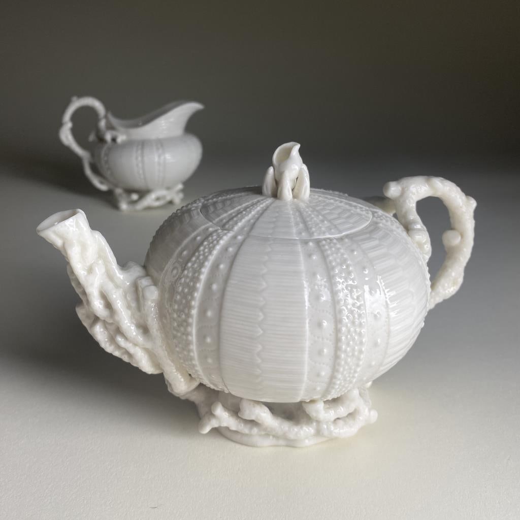 Belleek "Echinus" Teapot & Creamer 1st Black Mark (1 of 8)