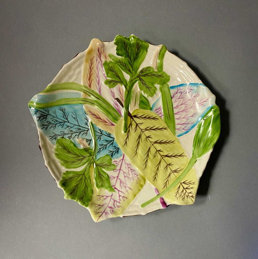 Mottahedeh Tobacco Leaf Plate Crom Castle 1755 (1 of 4)