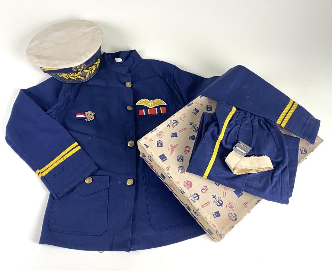 Child's Flight Commander Costume Mid 20th C (1 of 8)