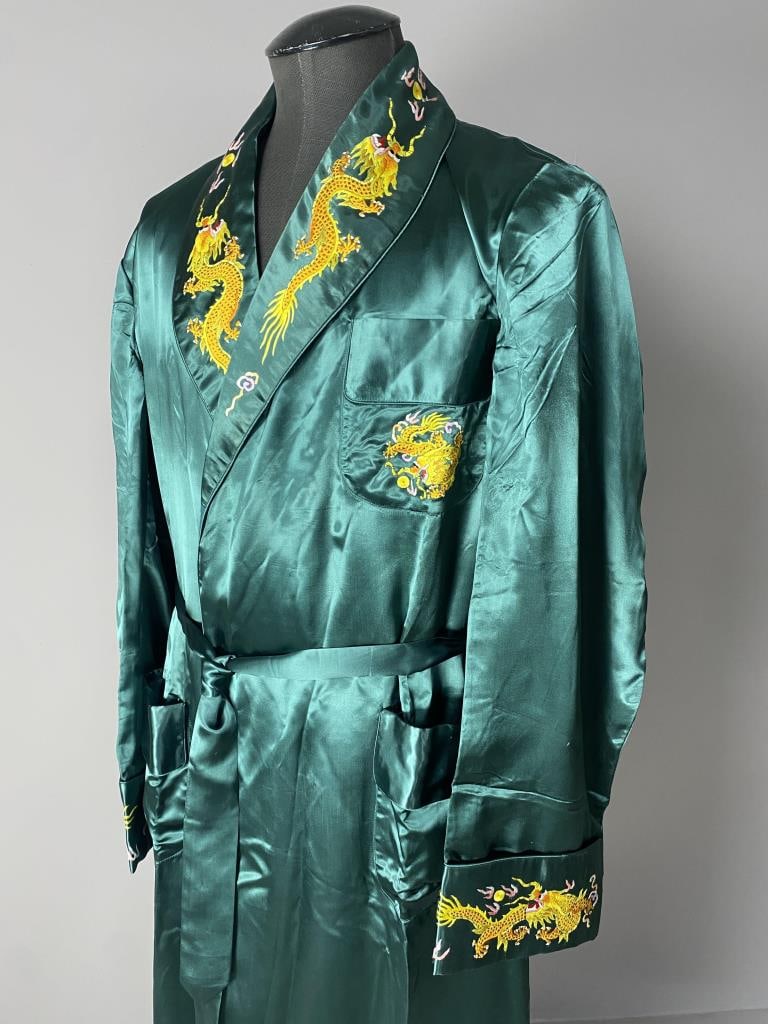 WWII Japanese Embroidered Satin Smoking Jacket (1 of 7)