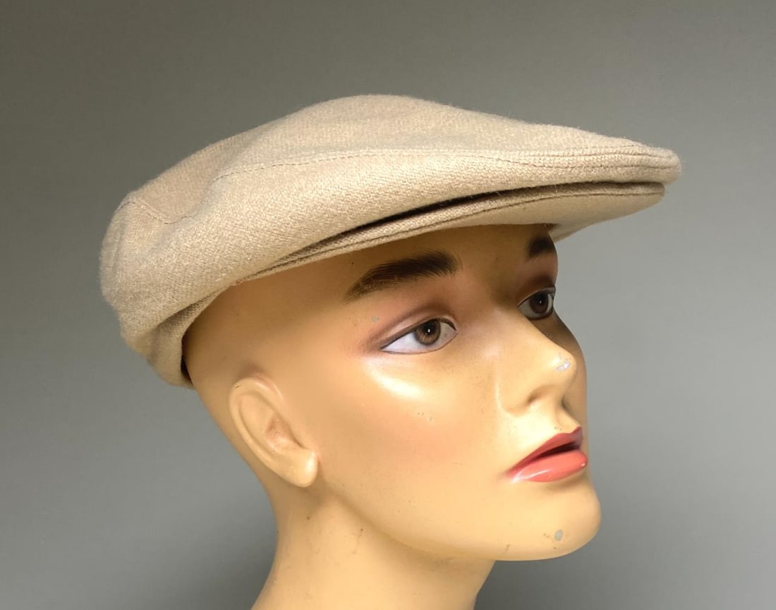 Burberrys' of London Vintage Wool English Flat Cap (1 of 5)