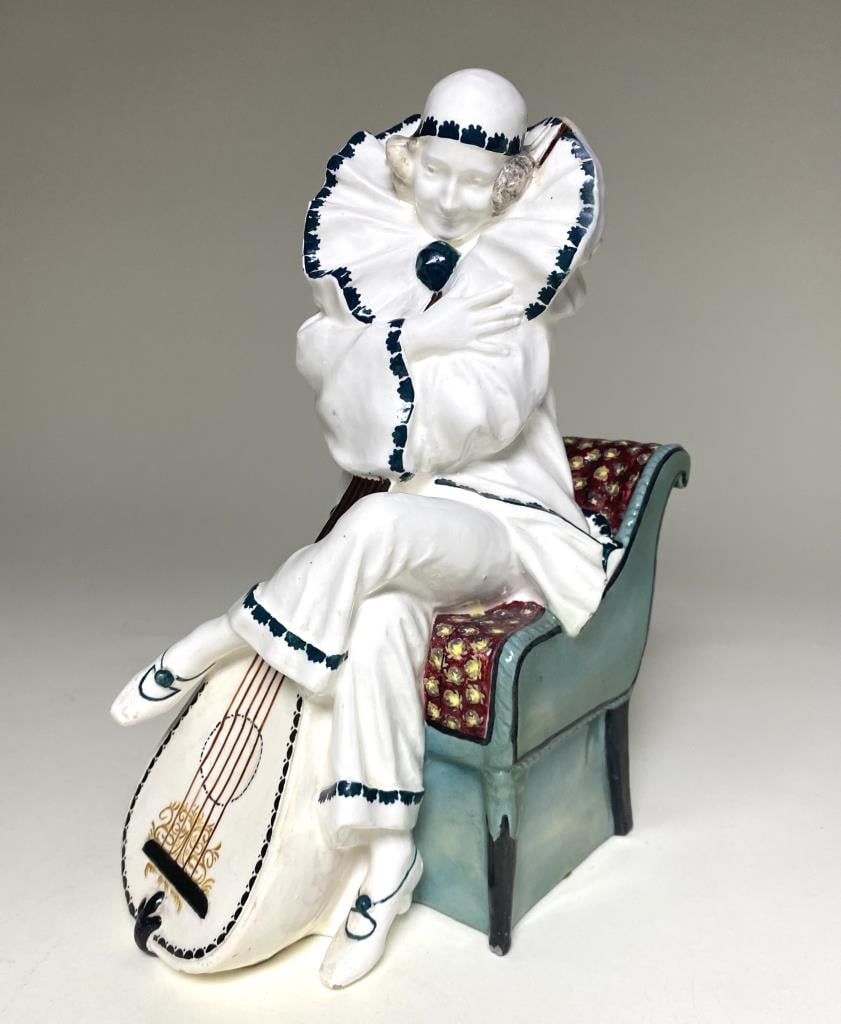 Rudolf Podony Goldscheider Pierrette with Lute (1 of 14)