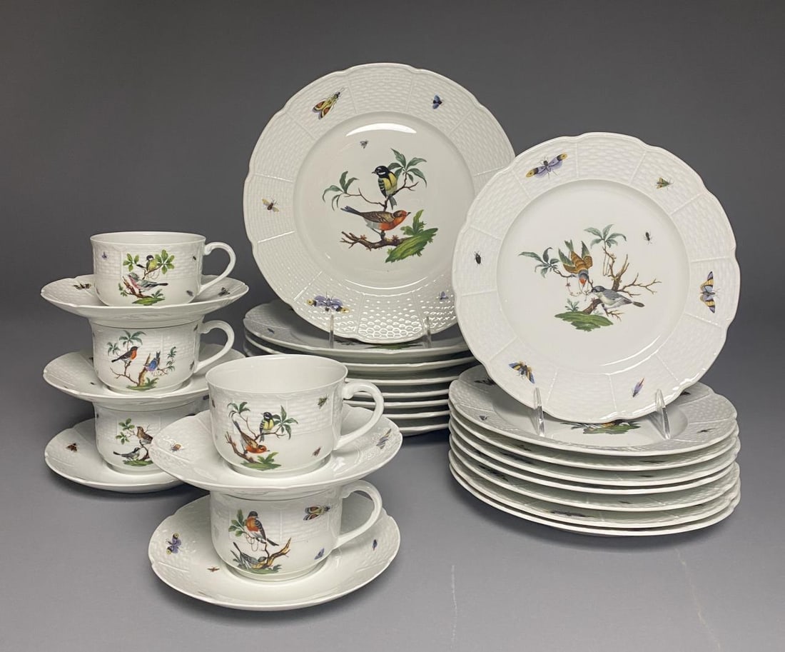 "Les Oiseaux" Reynaud Ceralene Limoges Service: Porcelain dish service from A. Reynaud et Cie by Ceralene in the "Les Oiseaux" pattern, the Vieil Osier shape made from 1988-1996. Includes (8) 10-7/8" dinner plates, (8) 8-3/4" salad plates and 5 cup