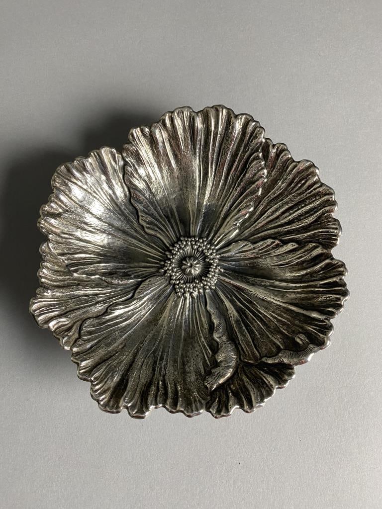 Buccellati Sterling Silver Poppy Flower Bowl 7": Gianmaria Buccellati Poppy dish, 86 grams of 925 Silver and 7" dia. , Italian, marked 925, and with maker's name and Italian silver hallmark, with original box and paperwork.