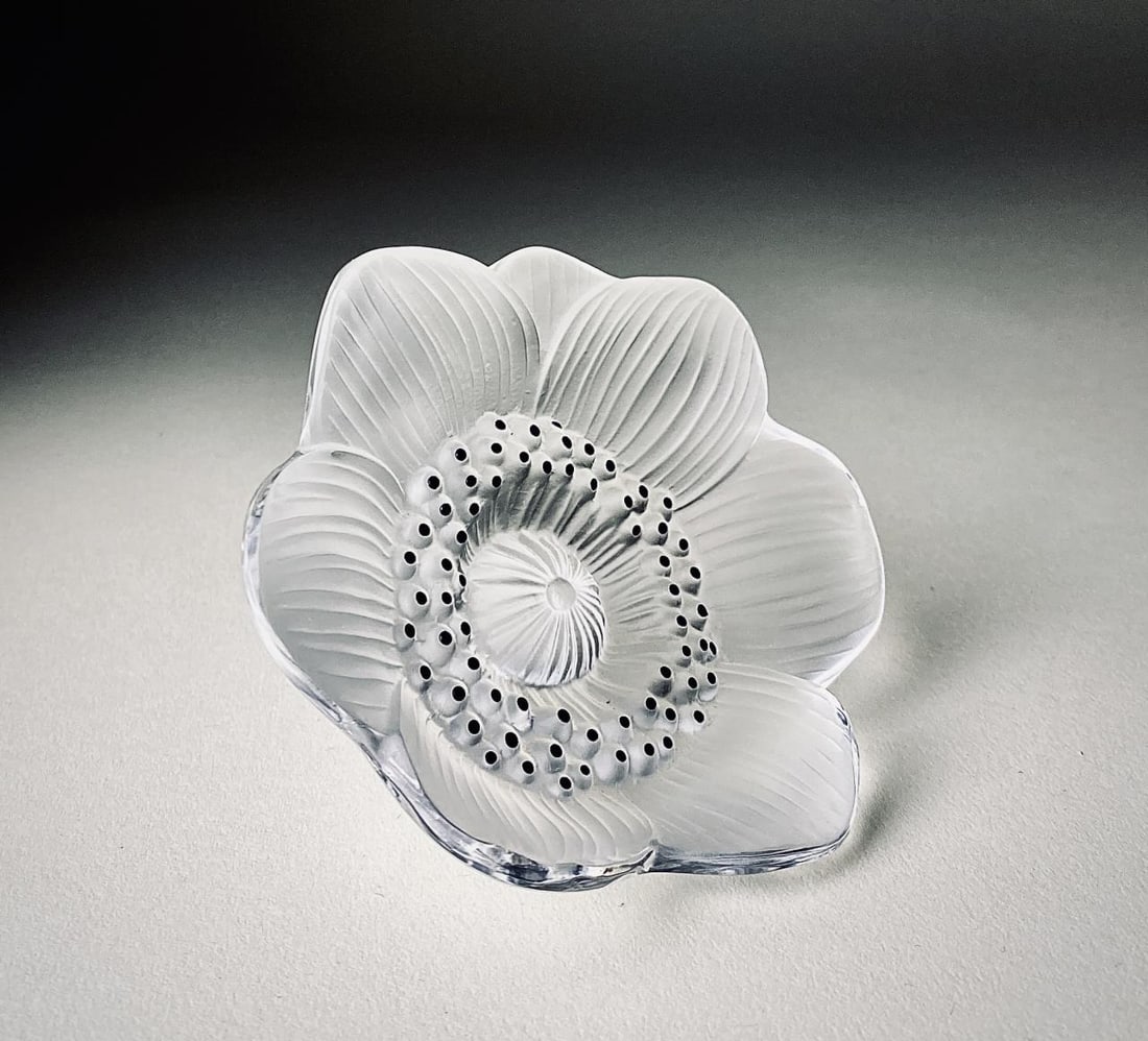 Lalique French Crystal Anemone Flower Paperweight: Crystal Anemone by Lalique. Signed Lalique France on Stem. 4-1/4" in diameter by 4-1/2" in length.