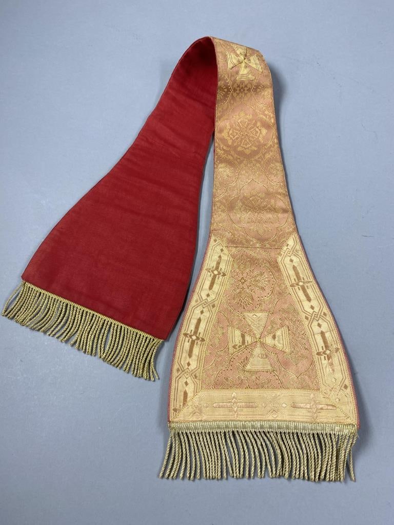 Silk Brocade Catholic Maniple Vestment: Appliqued silk brocade with solid silk backing and gold fringe trim maniple (worn over one arm) vestment, 36" in length with fringe.