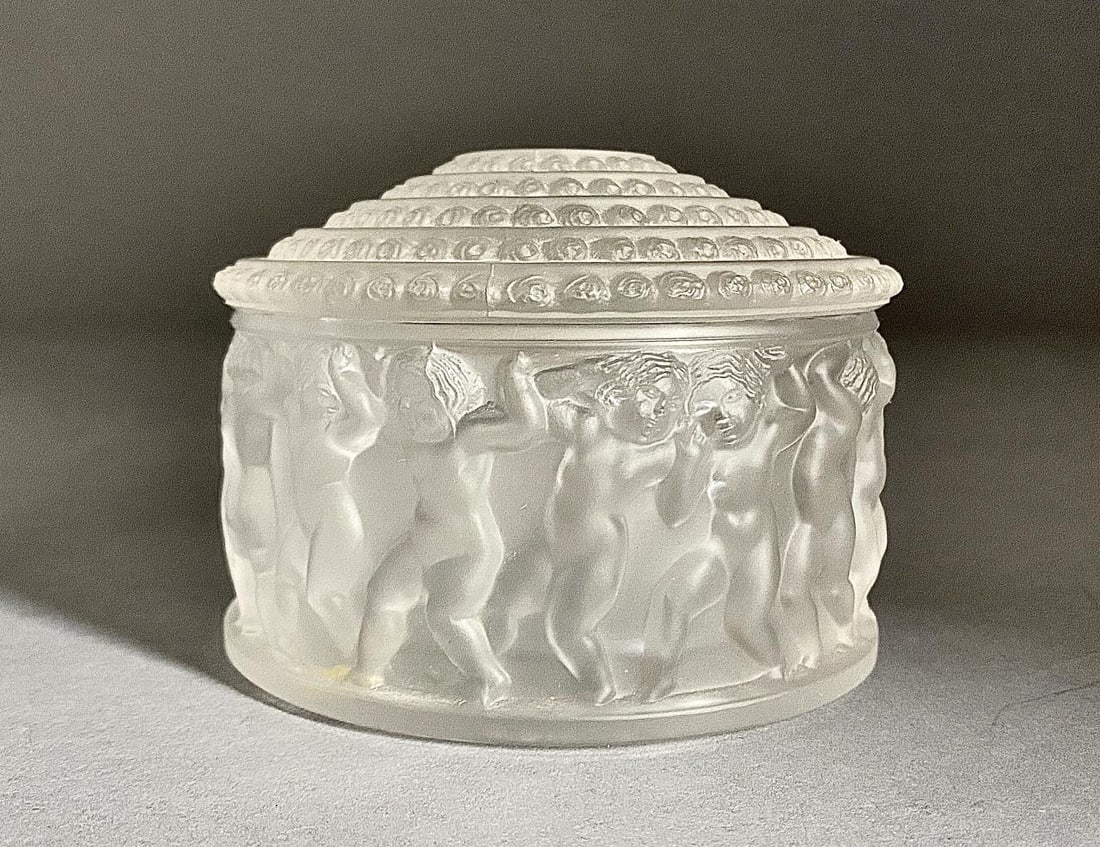Lalique Les Enfant French Crystal Round Jar & Lid (1 of 5)