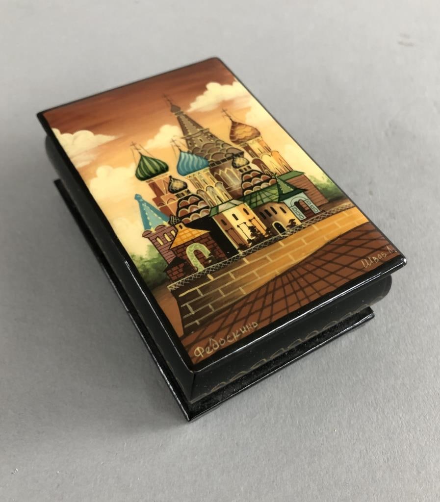 Russian Fedoskino Lacquer Box St. Basil's Moscow (1 of 6)